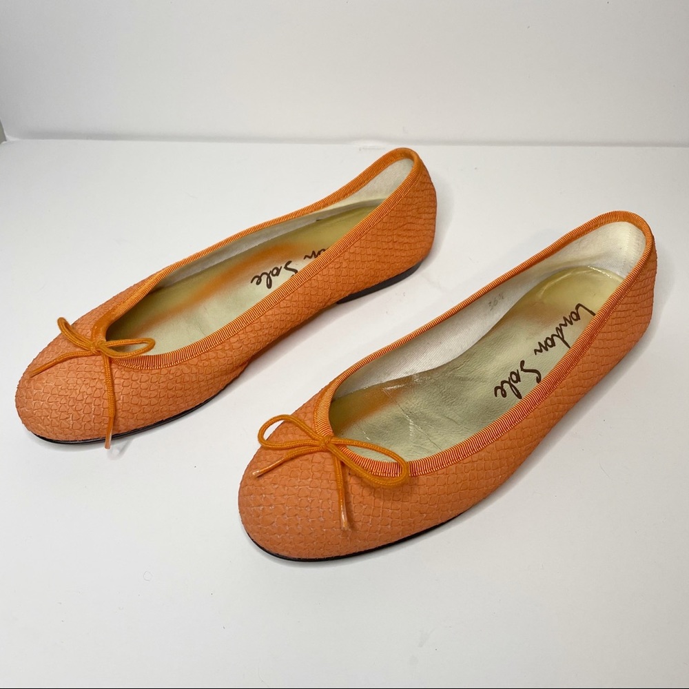 London Sole Coral Textured Ballet Flats Size 6.5